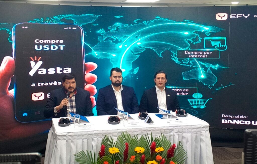 Fotografía de directivos del Banco Unión de Bolivia.