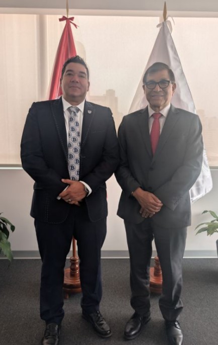 Fotografía de Juan Carlos Reyes y Juan Pichihua.